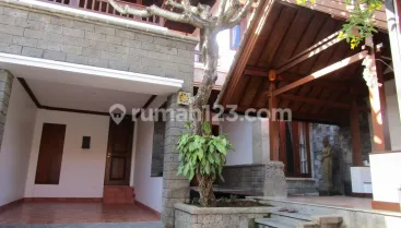 Dijual Beautiful house at Pademangan